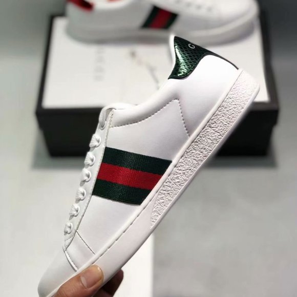 NEWGucci leather casual shoes small white shoes